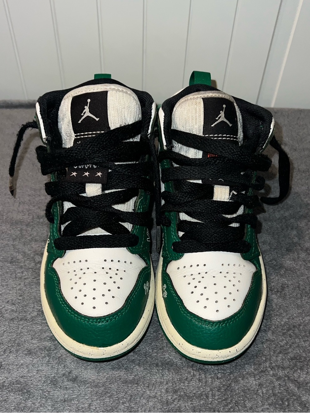 Air Jordan 1 Mid SE Overbranded Green White